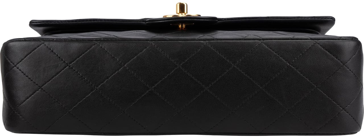 Chanel Quilted Lambskin 24K Gold Medium Double Flap Shoulder Bag Zwart
