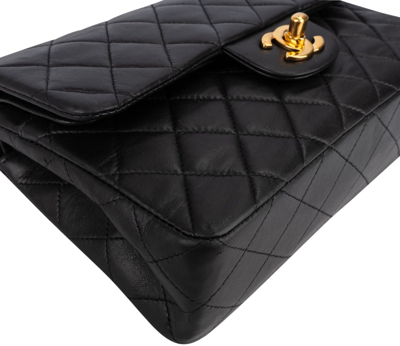 Chanel Quilted Lambskin 24K Small Double Flap Shoulder Bag Zwart