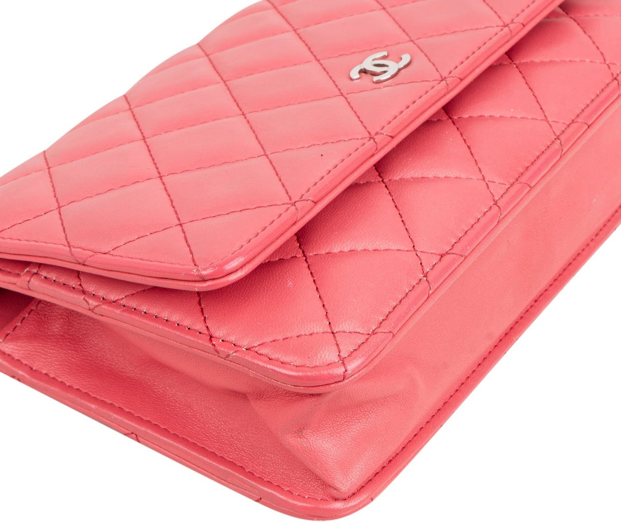 Chanel Quilted Lambskin Wallet On Chain Crossbody Bag Rood