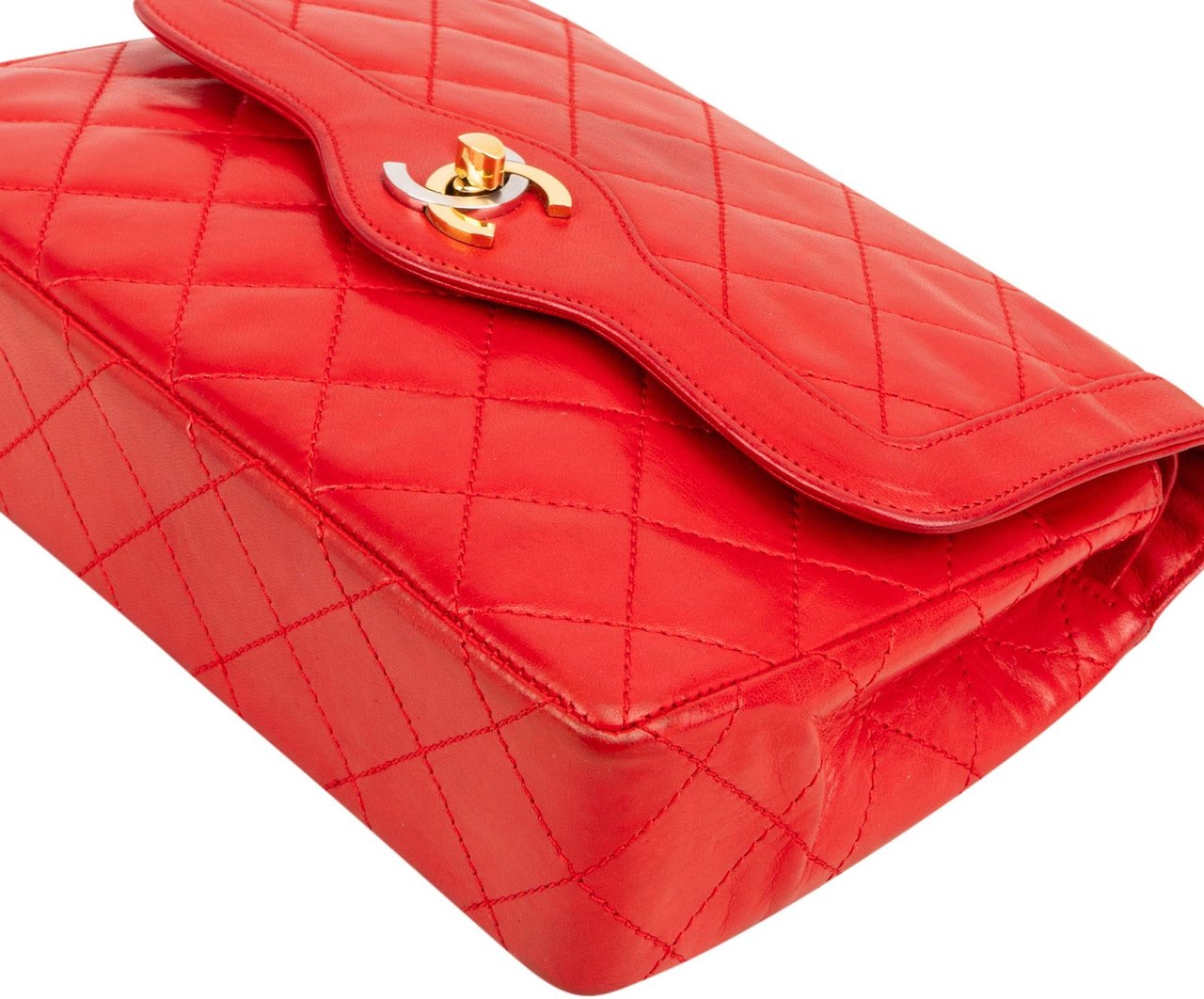 Chanel Quilted Lambskin Bicolor Double Flap Crossbody Bag Rood