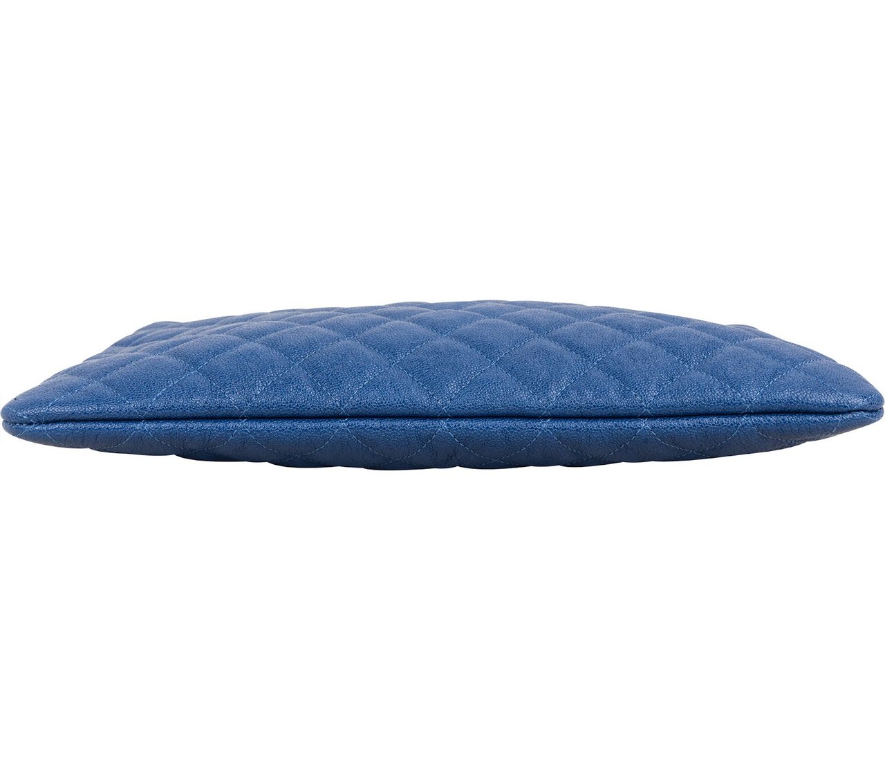 Chanel Quilted Caviar Leather CC Boy Clutch Blauw