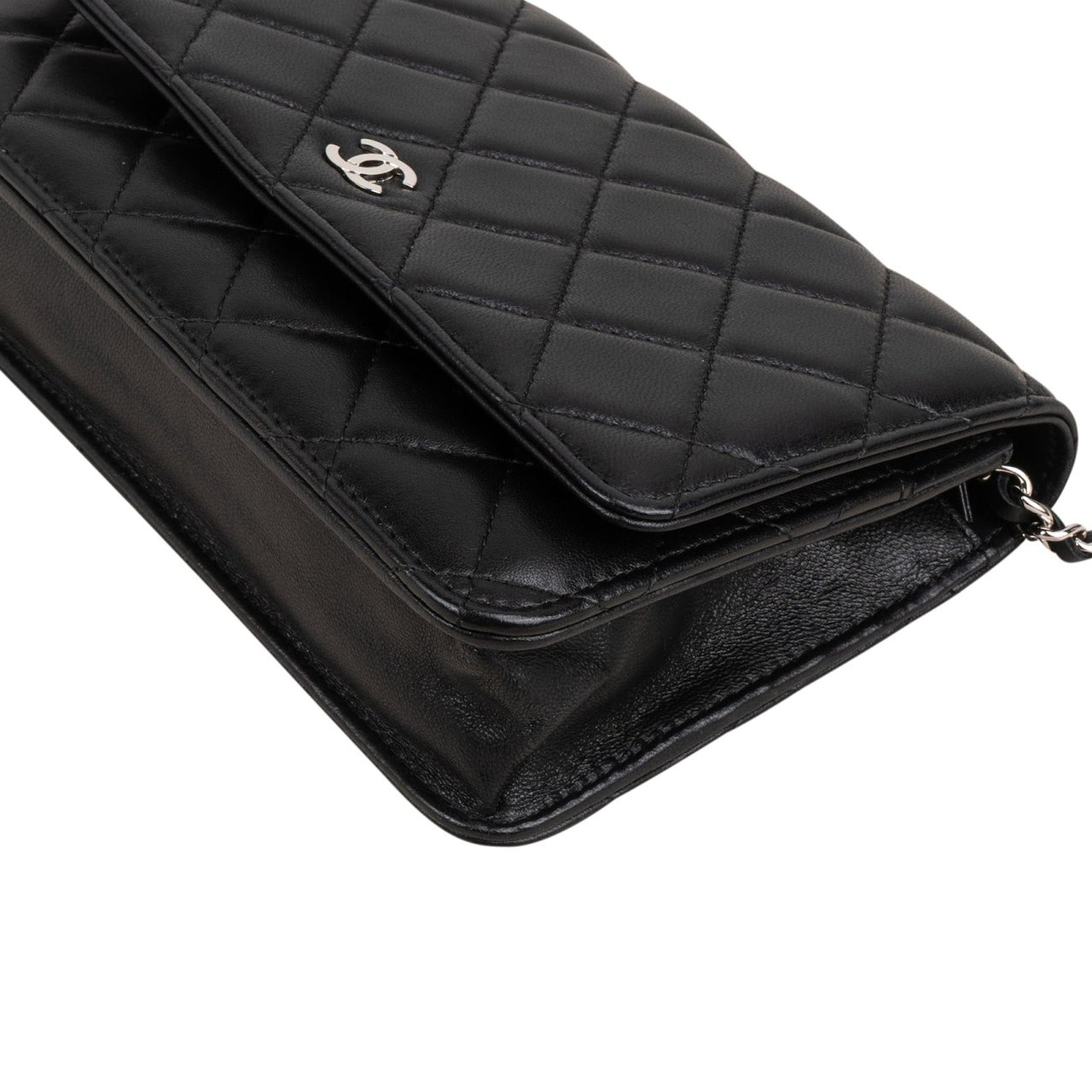 Chanel Quilted Lambskin Wallet On Chain Crossbody Bag Zwart