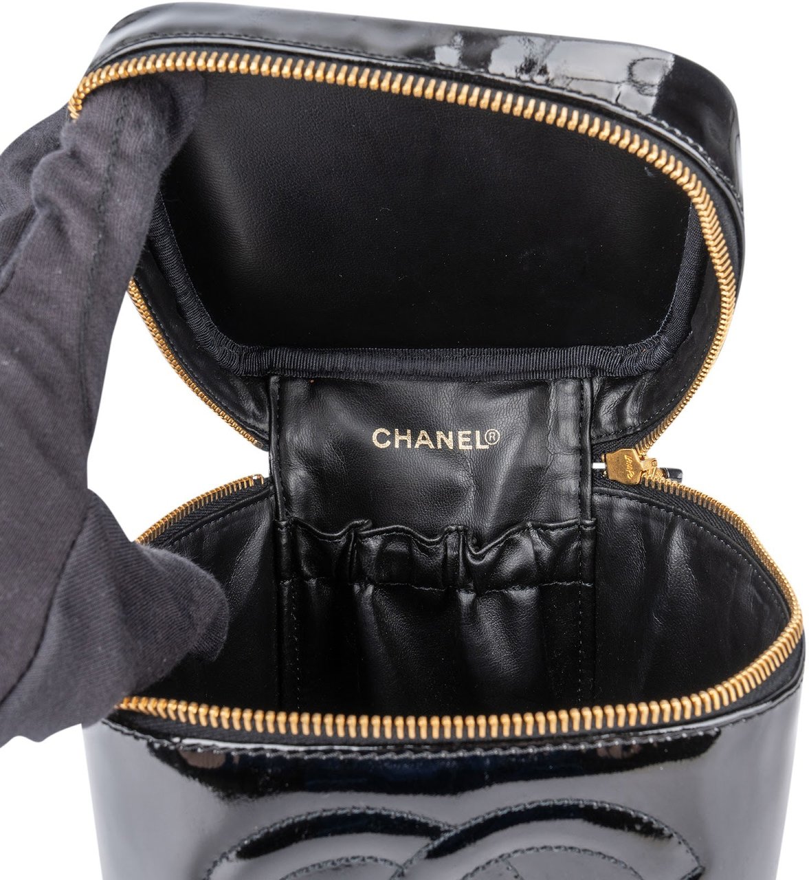 Chanel Patent Leather CC Vanity Case Handbag Zwart