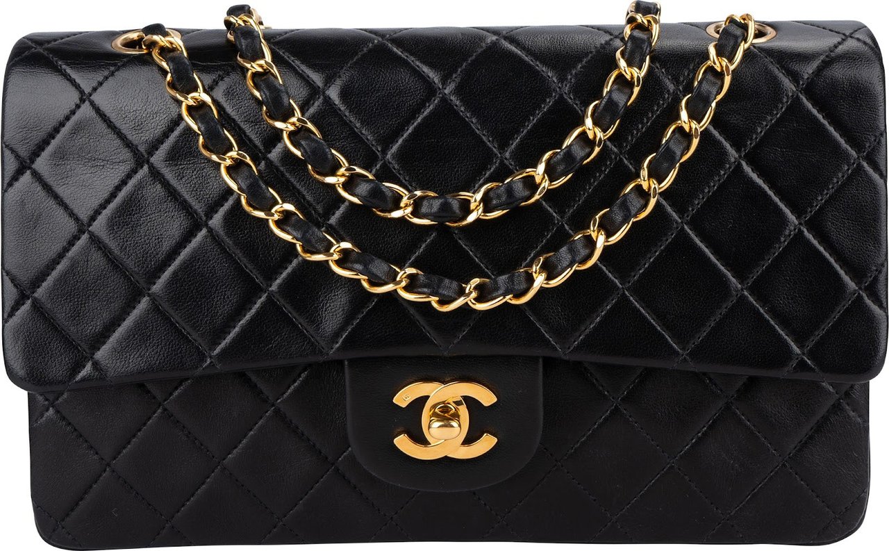 Chanel Quilted Lambskin 24K Gold Medium Double Flap Shoulder Bag Zwart