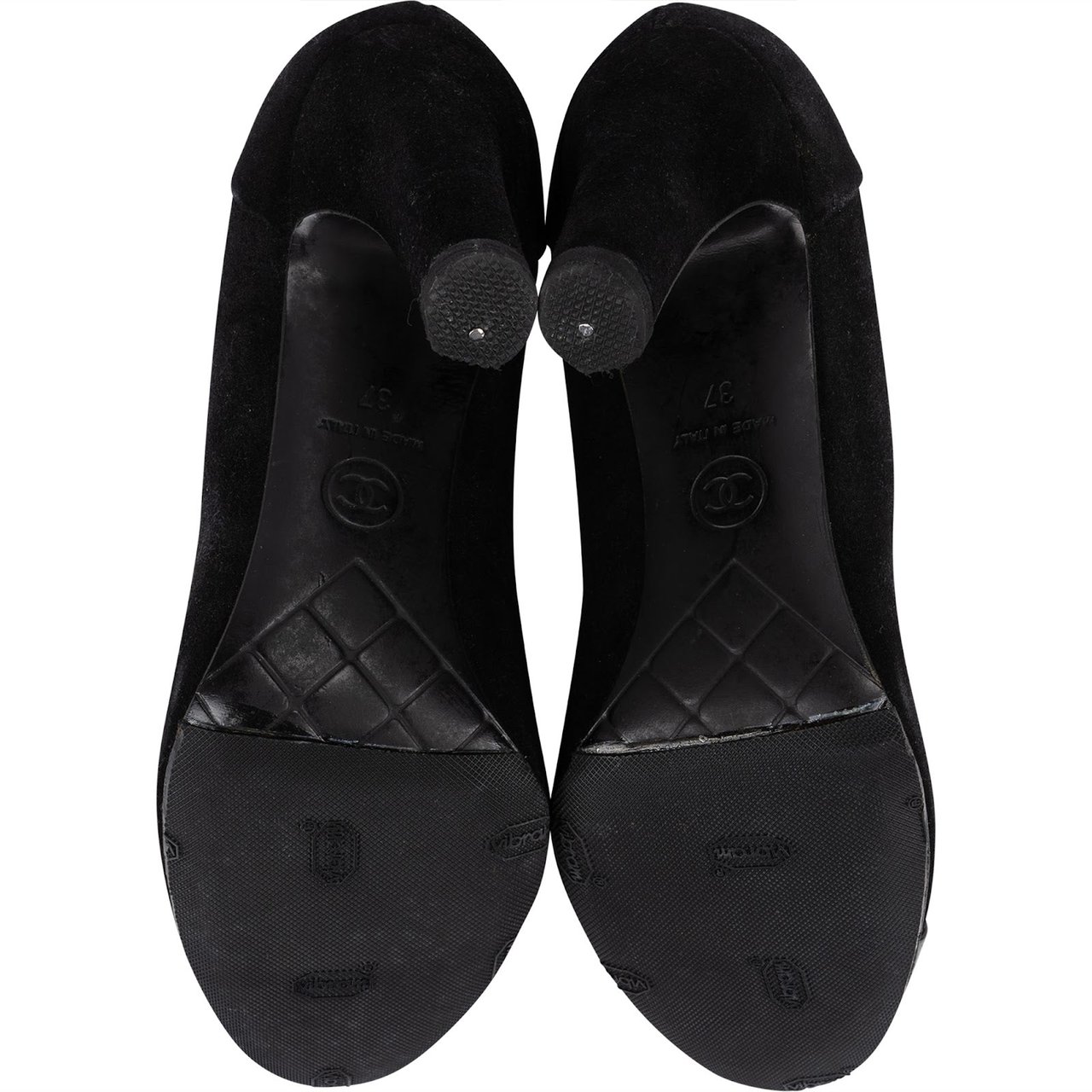 Chanel Black Patent Leather Suede Cap Toe CC Pumps (37) Zwart