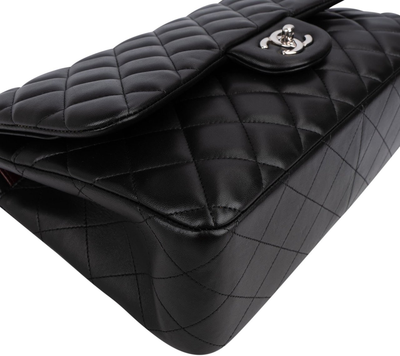 Chanel Quilted Lambskin Palladium Jumbo Double Flap Crossbody Bag Zwart