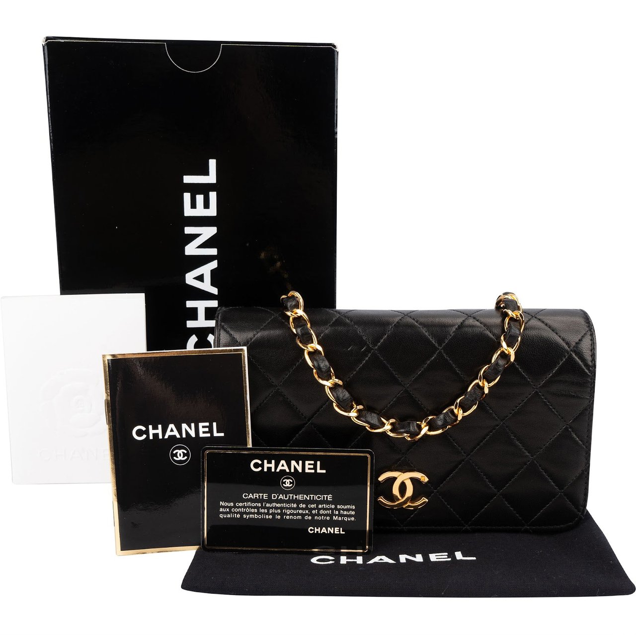 Chanel Quilted Lambskin 24K Gold Single Flap Shoulder Bag Zwart