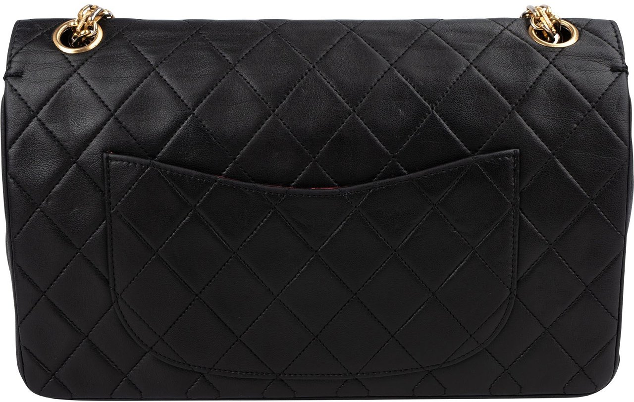 Chanel Quilted Lambskin 24K Gold Double Flap Shoulder Bag Zwart