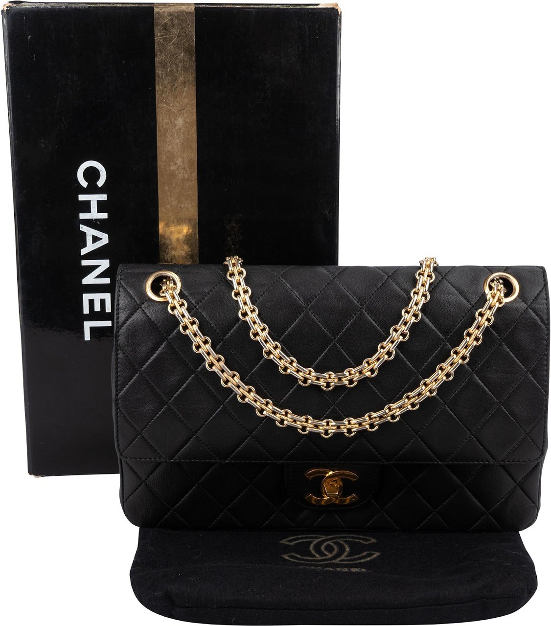 Chanel Quilted Lambskin 24K Gold Double Flap Shoulder Bag Zwart