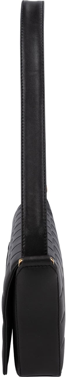 Chanel Quilted Lambskin Chocolate Bar Flap Shoulder Bag Zwart