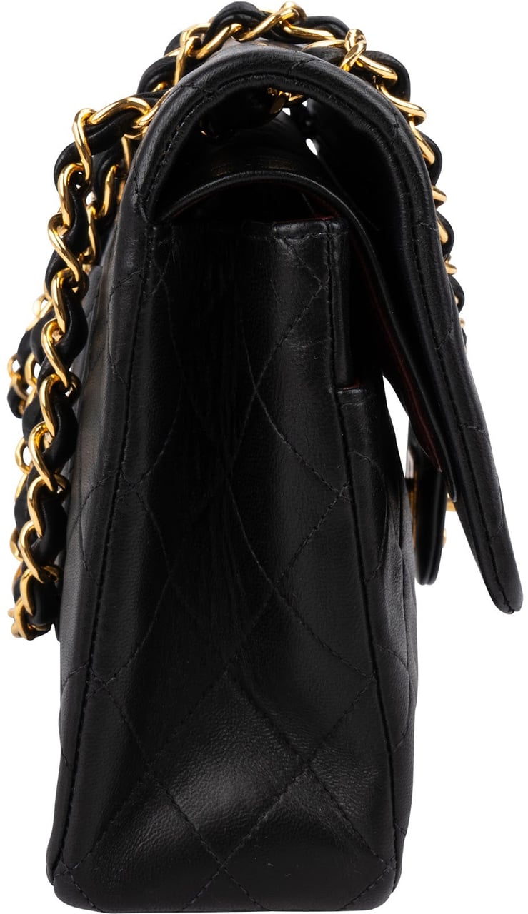 Chanel Quilted Lambskin 24K Gold Medium Double Flap Shoulder Bag Zwart