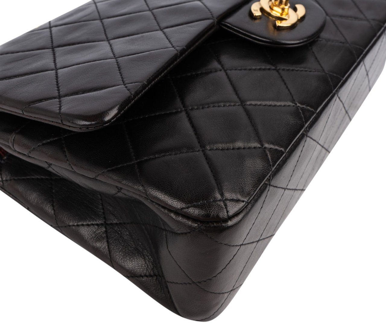 Chanel Quilted Lambskin 24K Gold Medium Double Flap Shoulder Bag Zwart