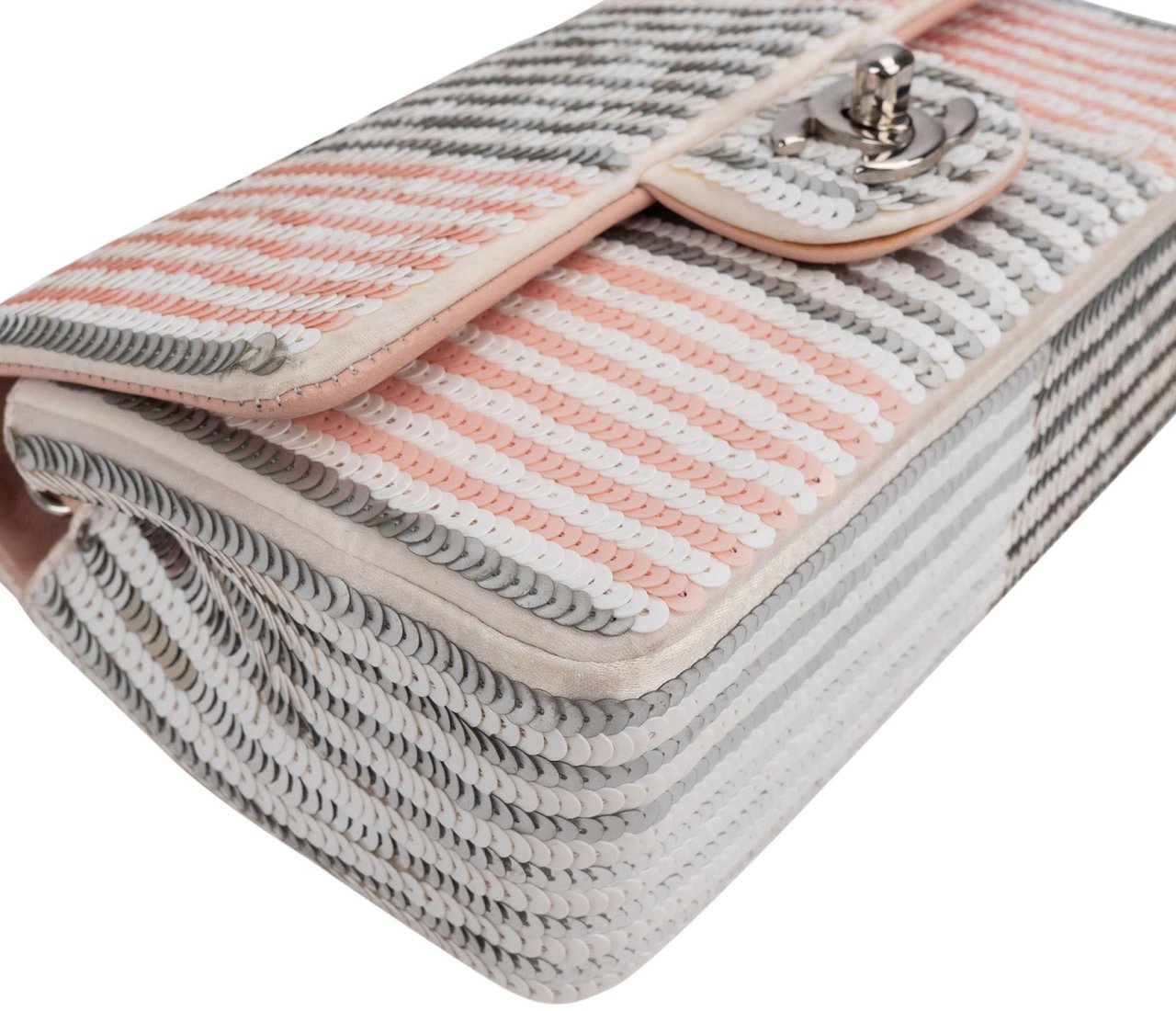 Chanel Vertical Striped Sequin Single Flap Crossbody Bag Rood