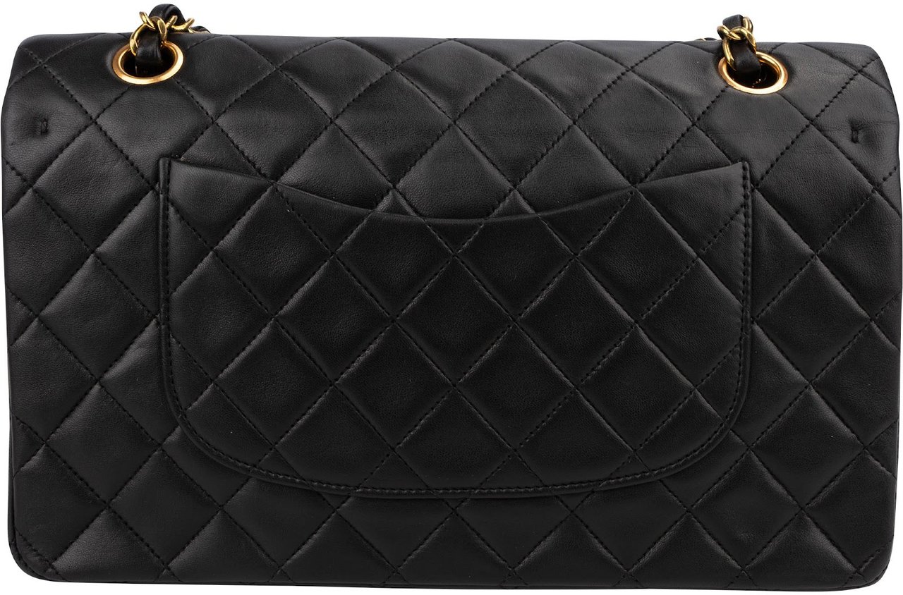 Chanel Quilted Lambskin Medium 24K Gold Double Flap Shoulder Bag Zwart