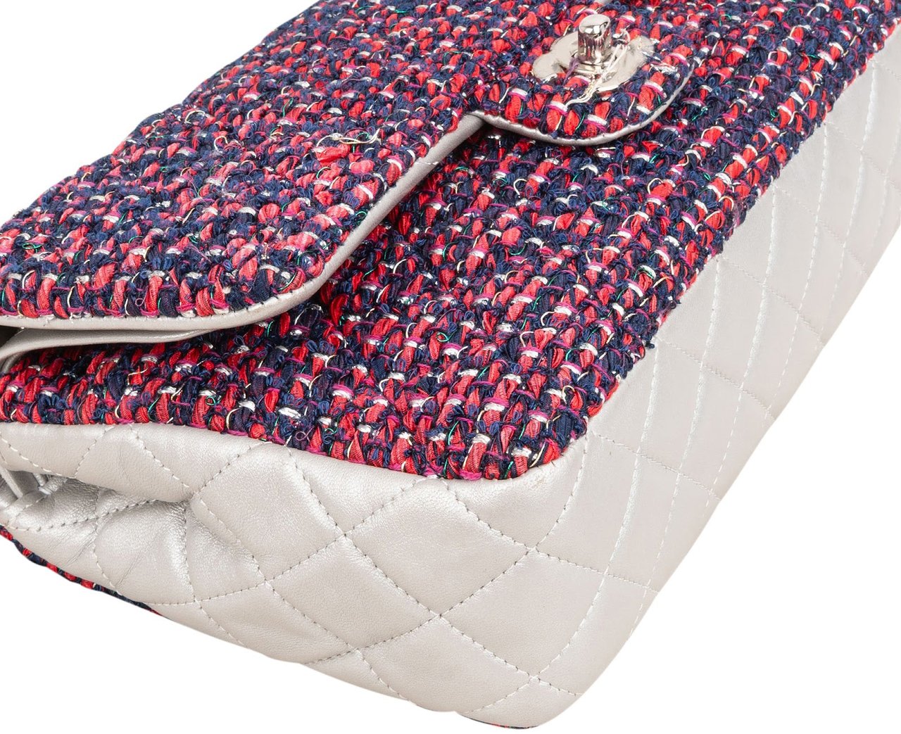 Chanel Quilted Multicolor Tweed and Lambskin Medium Double Flap Shoulder Bag Rood