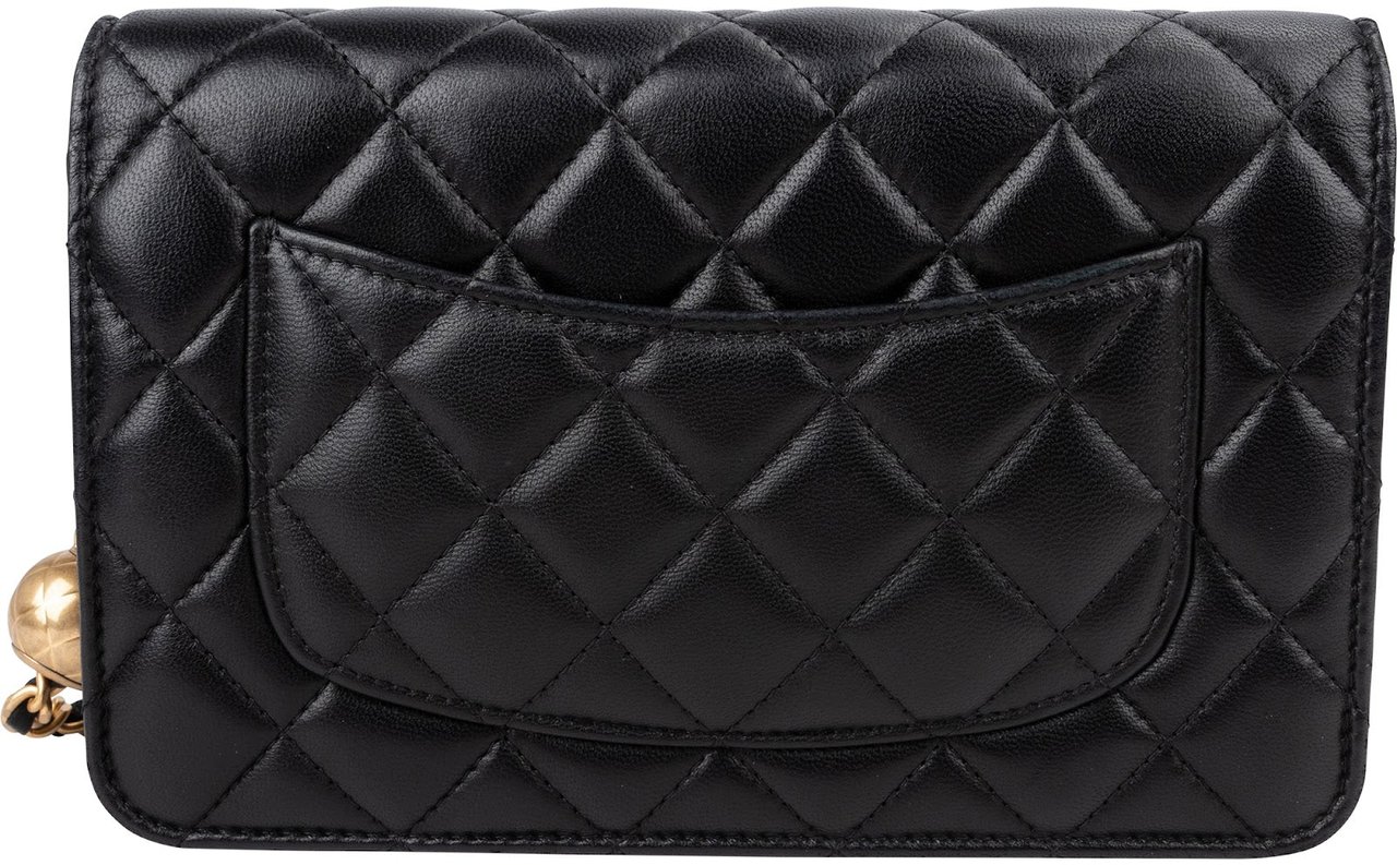 Chanel Quilted Lambskin Pearl Crush Wallet On Chain Crossbody Bag Zwart
