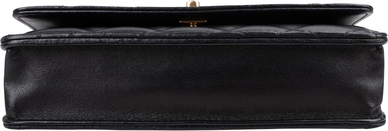 Chanel Quilted Lambskin Pearl Crush Wallet On Chain Crossbody Bag Zwart