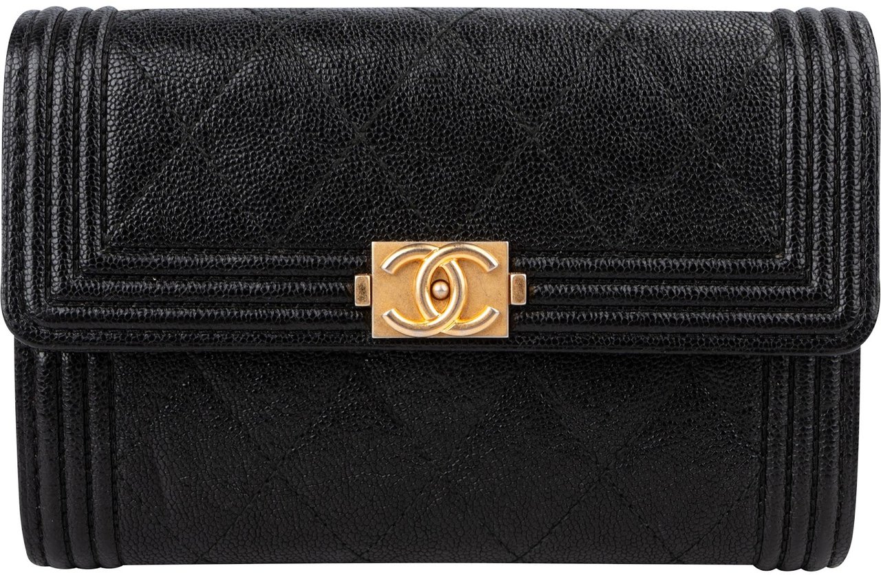 Chanel Caviar Leather Small Boy Wallet Zwart