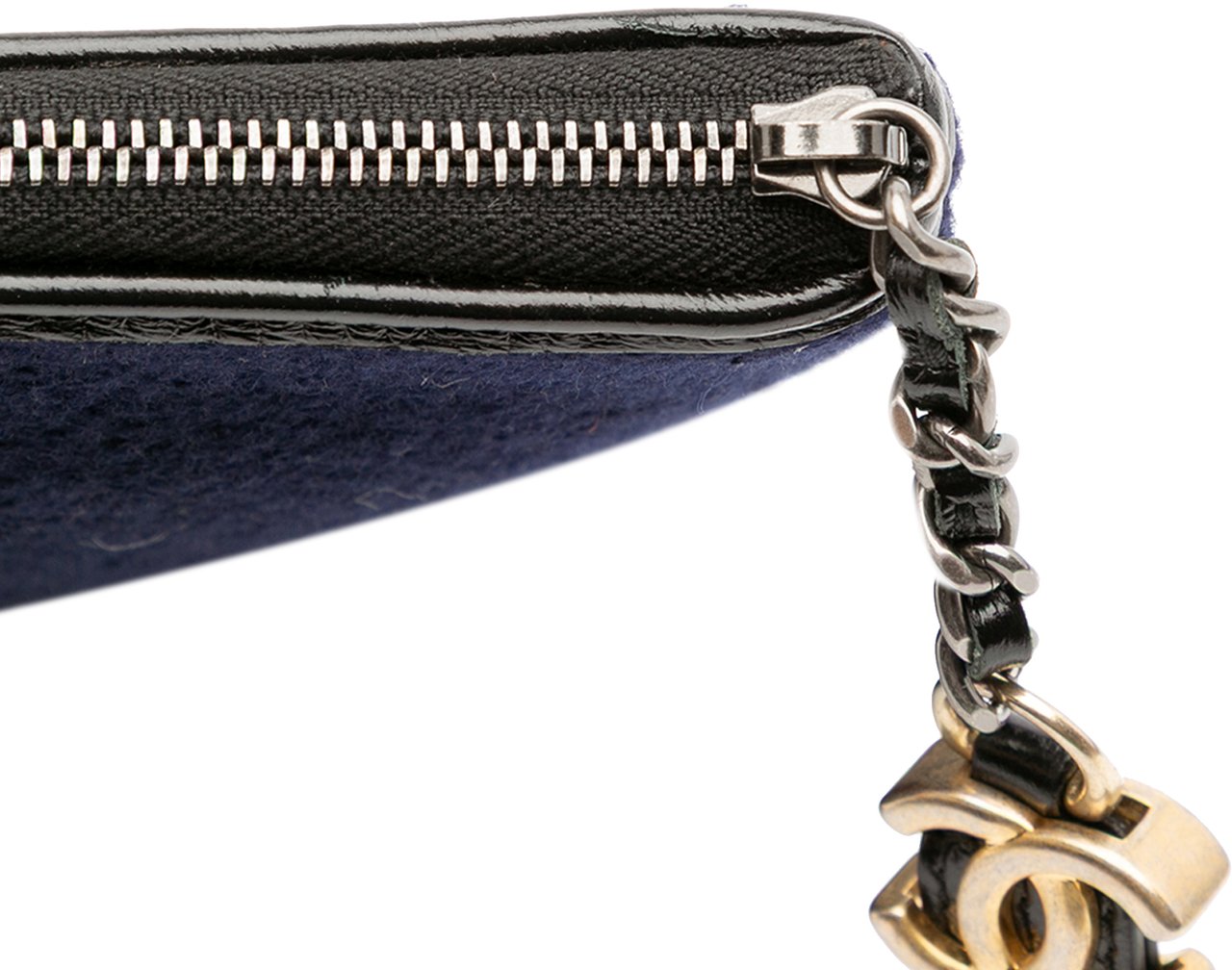 Chanel Paris-Hamburg Wool Embroidered Gabrielle Clutch Blauw