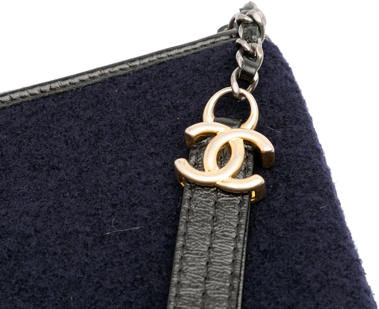 Chanel Paris-Hamburg Wool Embroidered Gabrielle Clutch Blauw