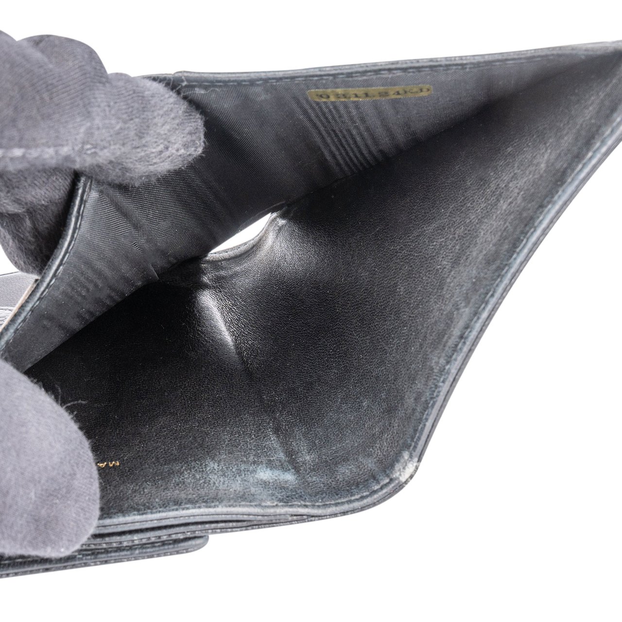 Chanel Chanel Caviar Leather CC Wallet Divers