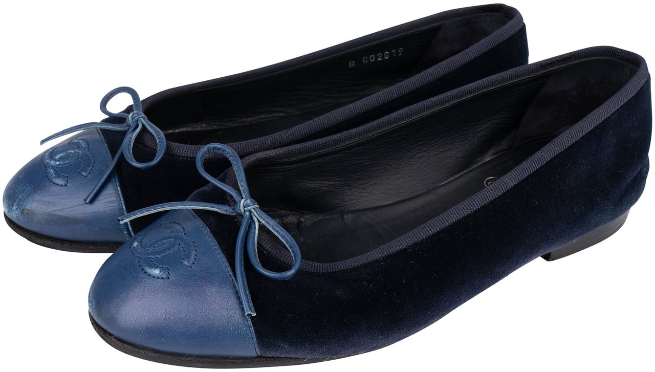 Chanel Chanel Blue Satin Ballerinas (36 1/2) Blauw