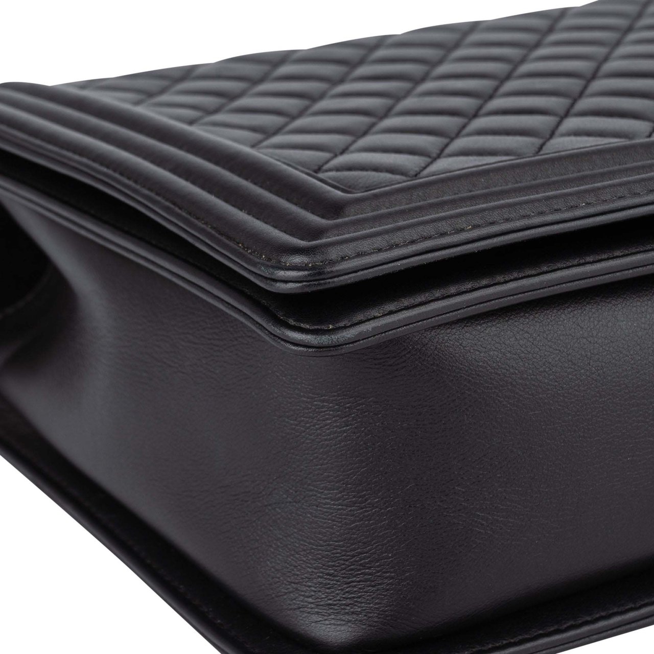 Chanel Chanel Quilted Lambskin Large Boy Single Flap Crossbody Bag Divers