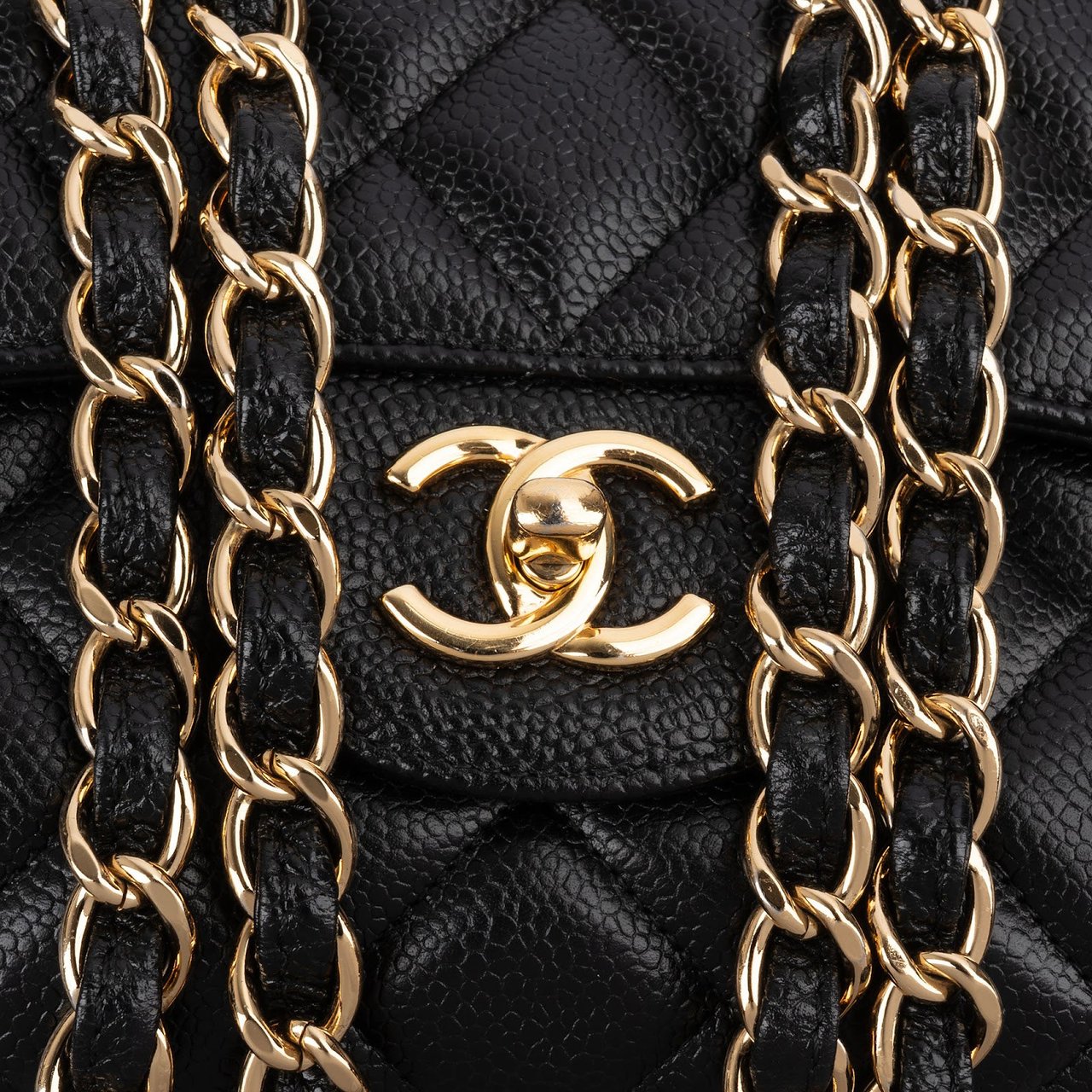 Chanel Caviar Leather Palladium Jumbo Double Flap Crossbody Bag Zwart
