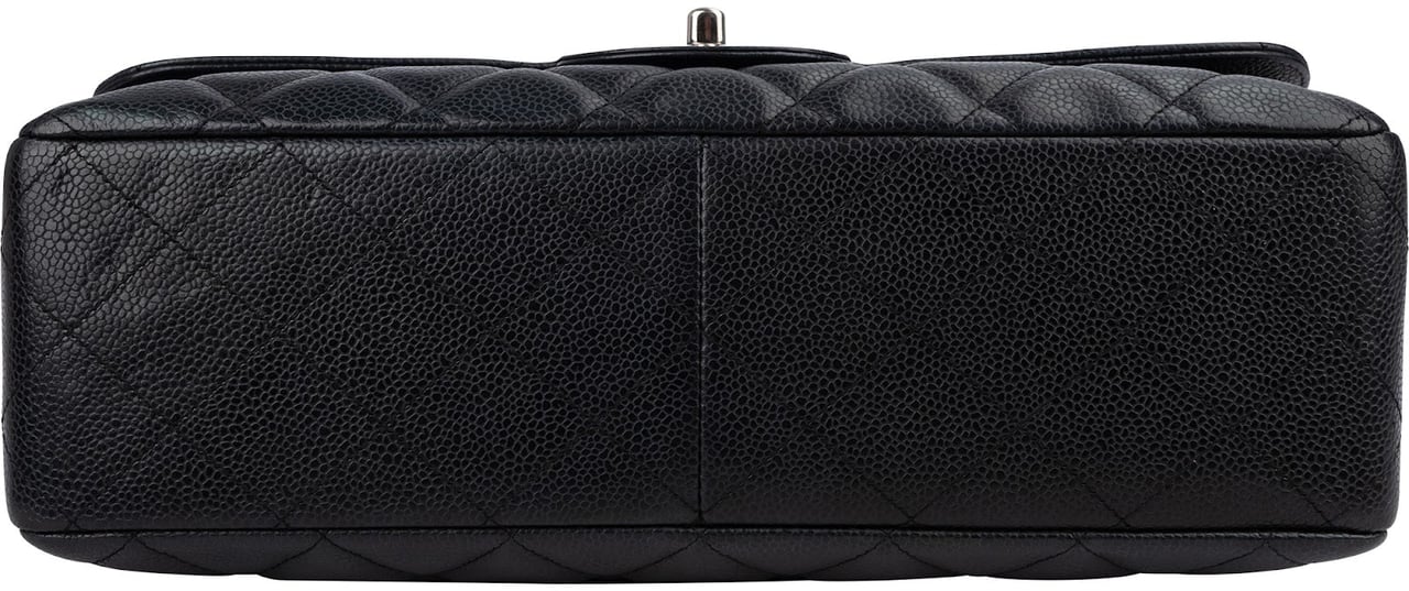 Chanel Quilted Caviar Leather Palladium Jumbo Single Flap Crossbody Bag Zwart