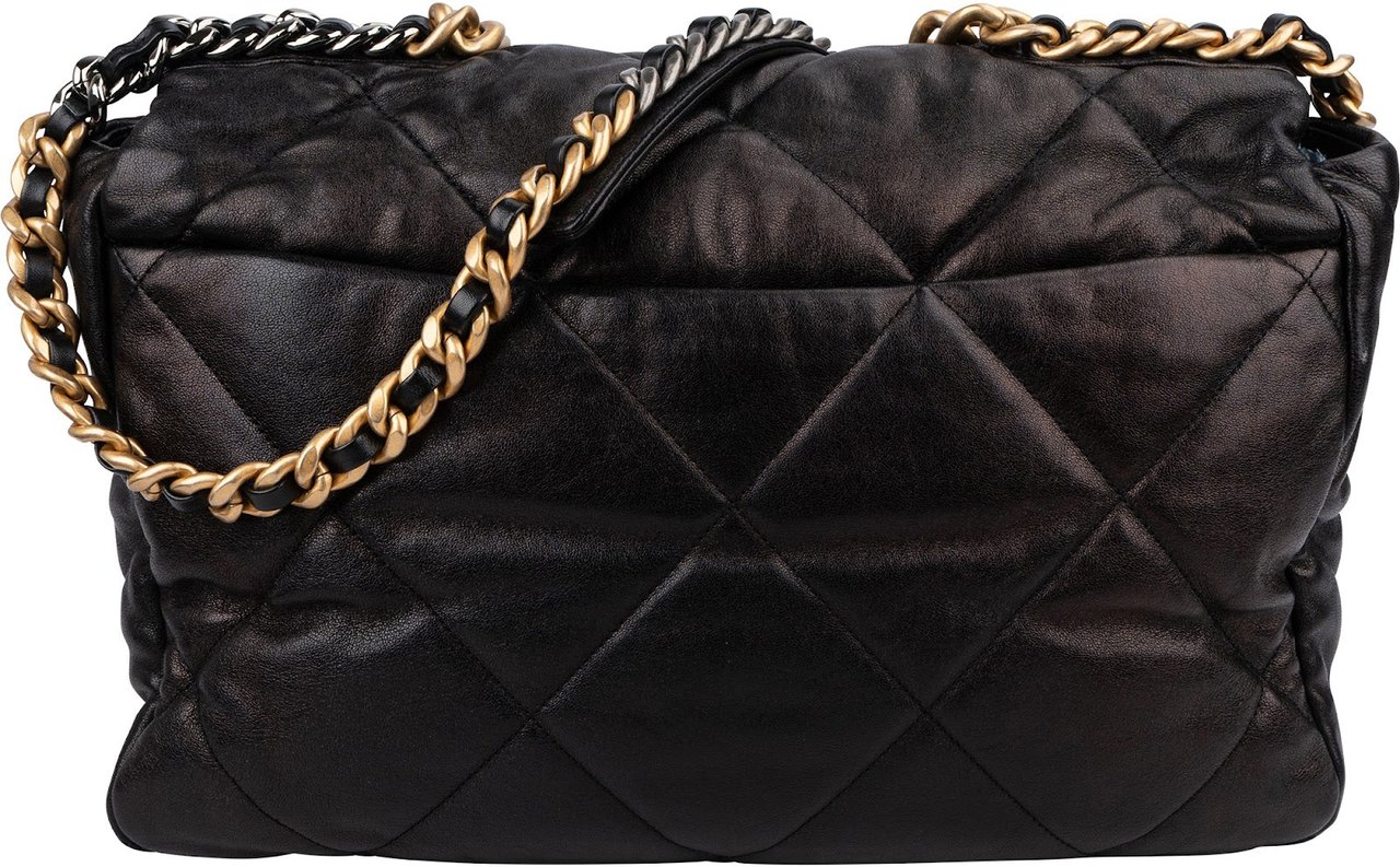 Chanel 19 Quilted Lambskin Leather Maxi Single Flap Shoulder Bag Zwart