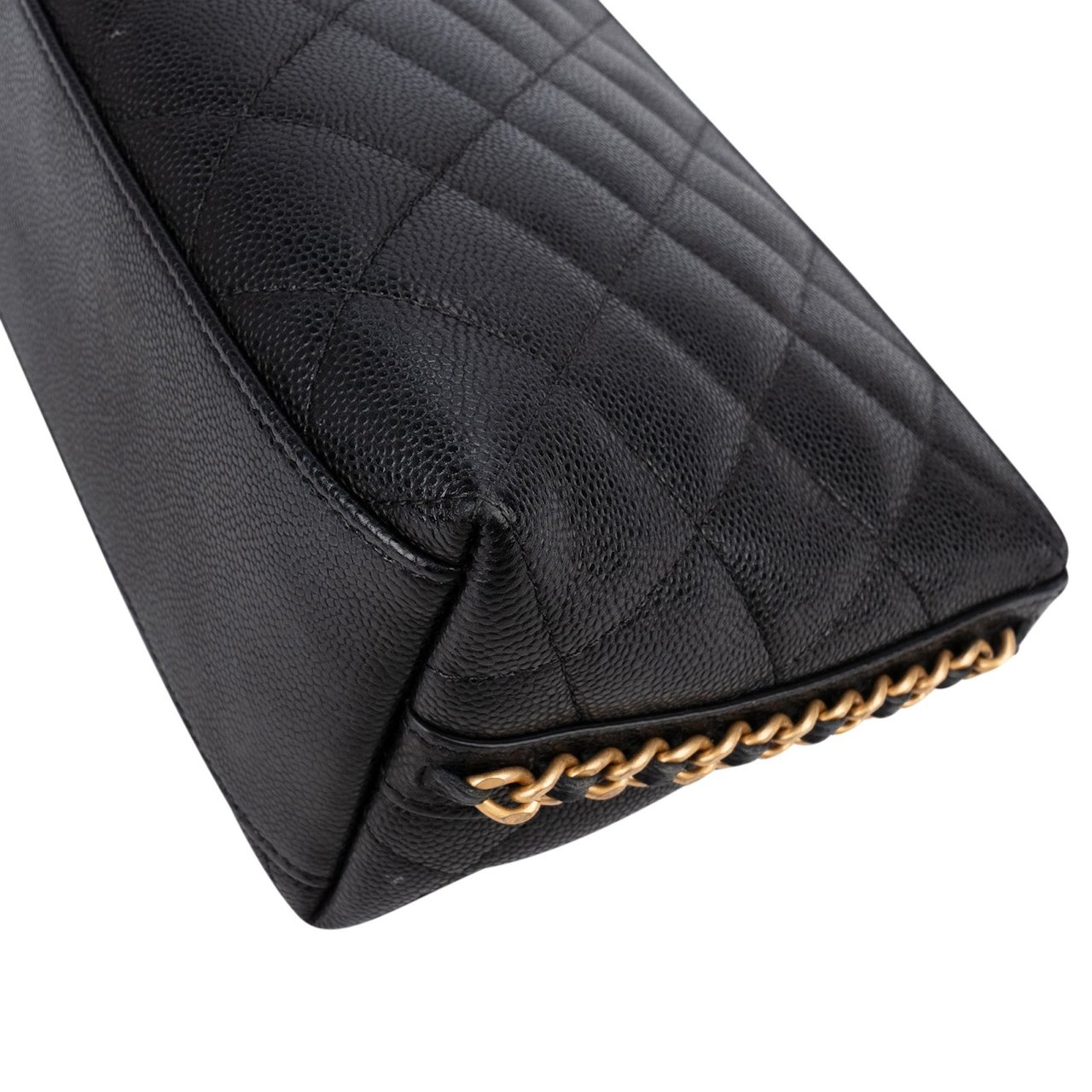 Chanel Quilted Caviar Leather Side Chain Clutch Bag Zwart