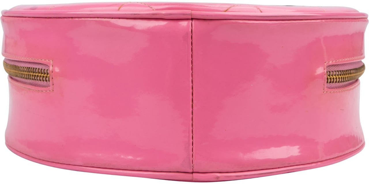Chanel Iconic Quilted Patent Leather Round Vanity Handbag Rood