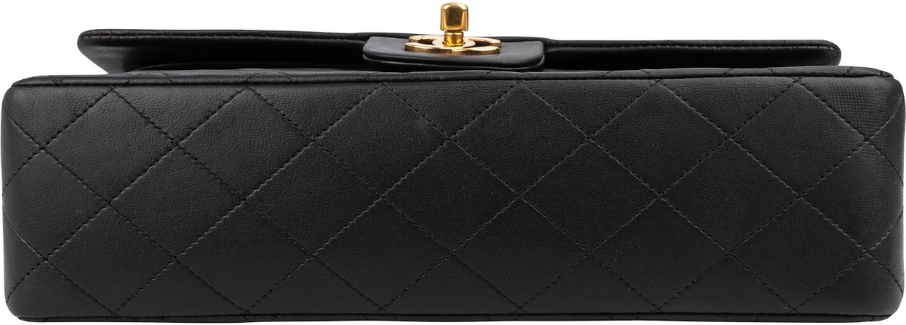 Chanel Quilted Lambskin 24K Gold Medium Double Flap Shoulder Bag Zwart