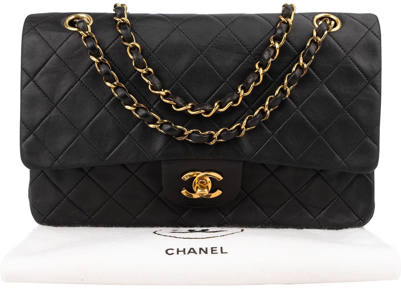 Chanel Quilted Lambskin 24K Gold Medium Double Flap Shoulder Bag Zwart