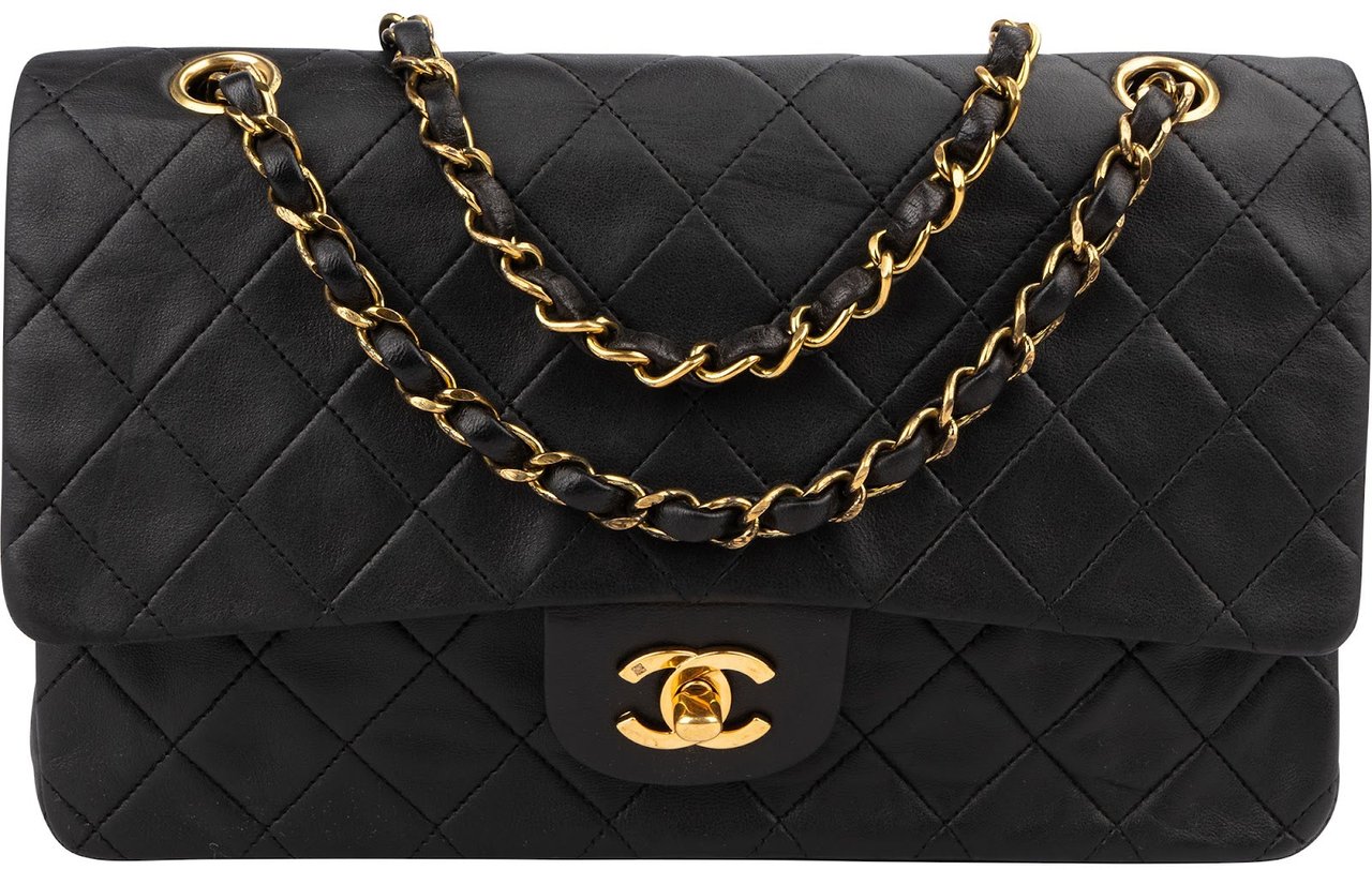 Chanel Quilted Lambskin 24K Gold Medium Double Flap Shoulder Bag Zwart