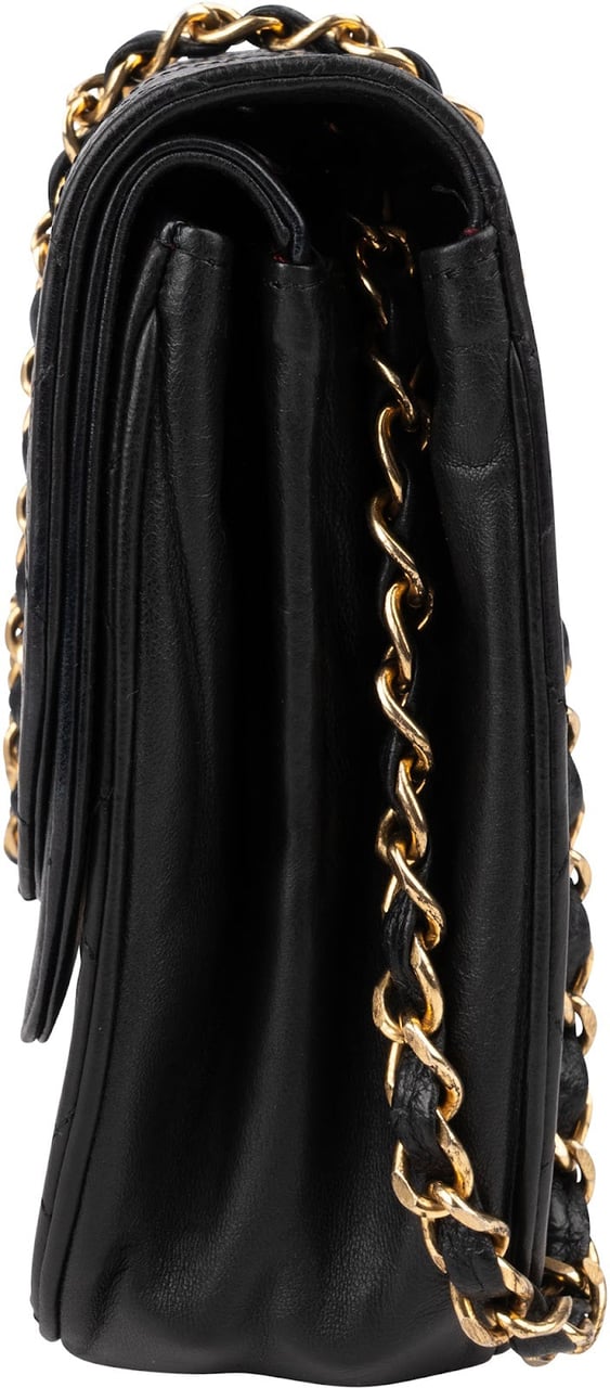 Chanel Quilted Lambskin 24K Gold Double Flap Shoulder Bag Zwart