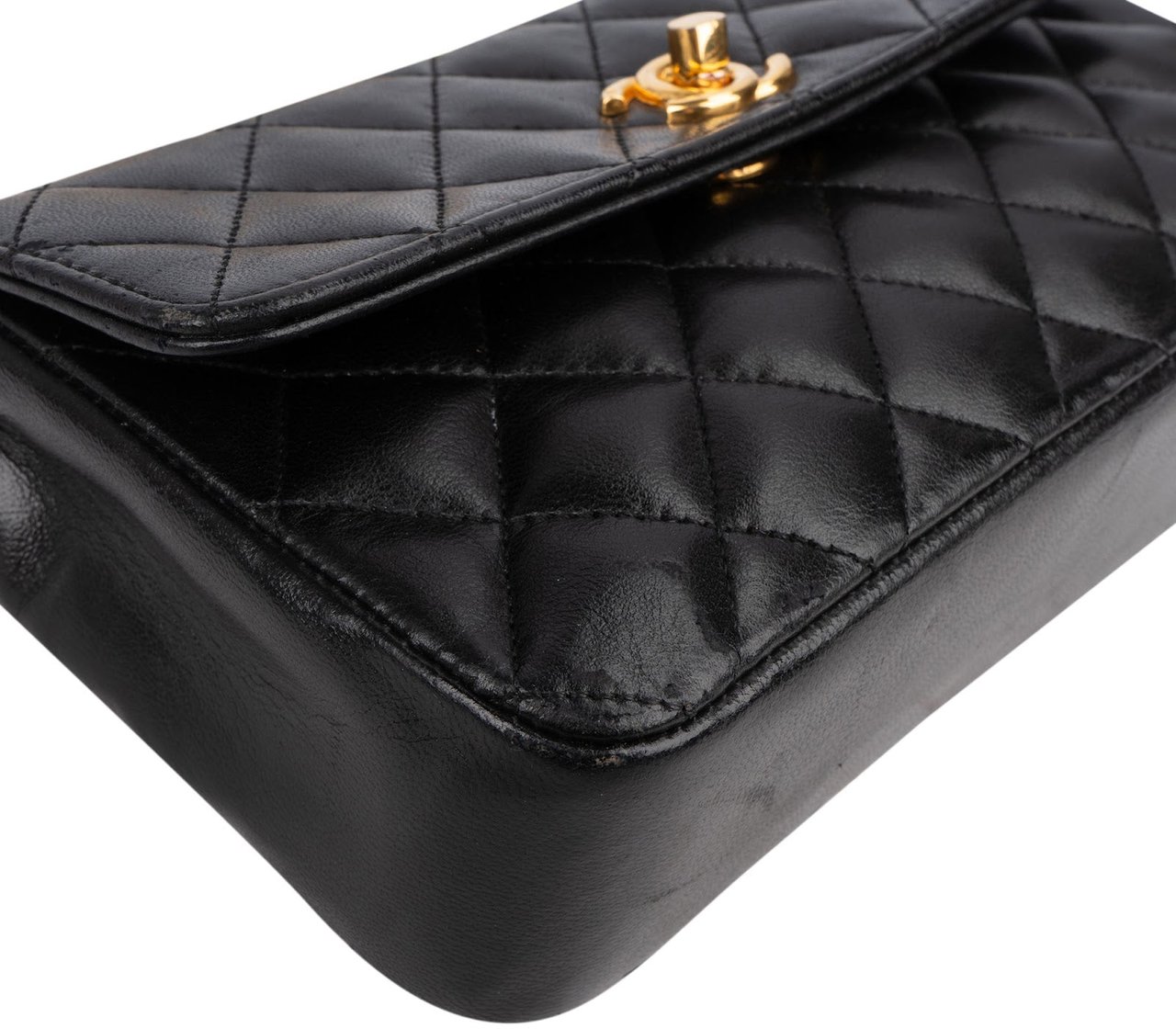 Chanel Quilted Lambskin 24K Gold Mini Single Flap Crossbody Bag Zwart