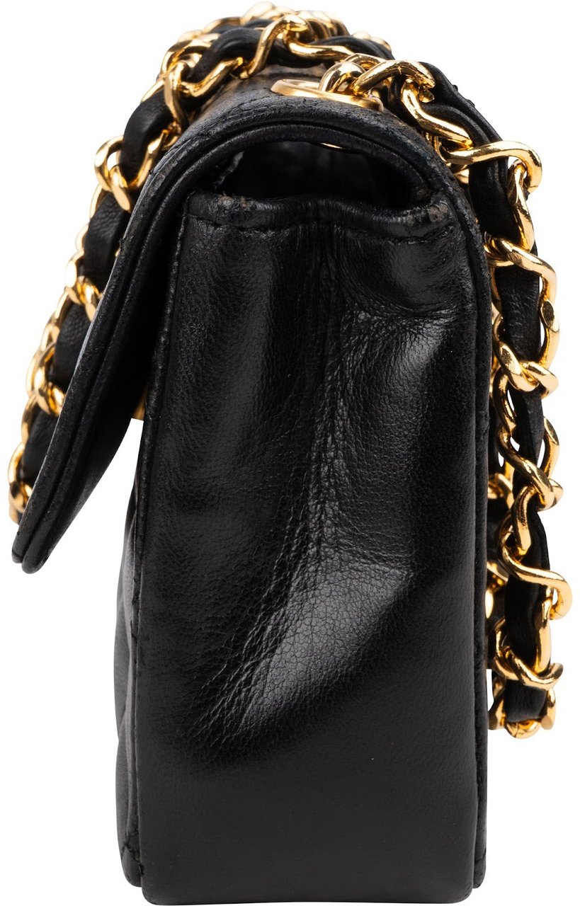 Chanel Quilted Lambskin 24K Gold Mini Single Flap Crossbody Bag Zwart