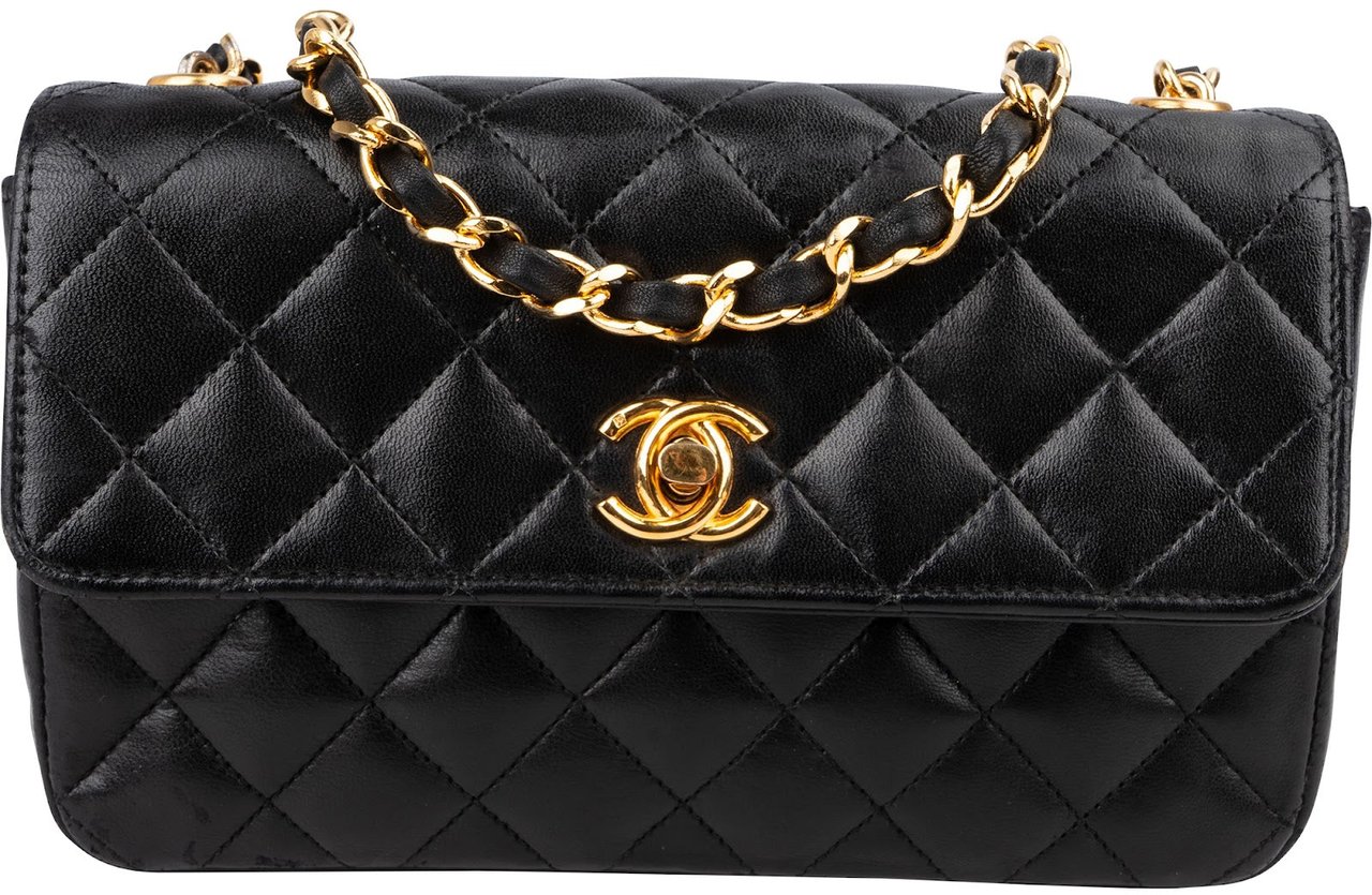 Chanel Quilted Lambskin 24K Gold Mini Single Flap Crossbody Bag Zwart