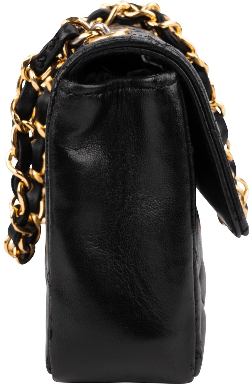 Chanel Quilted Lambskin 24K Gold Mini Single Flap Crossbody Bag Zwart