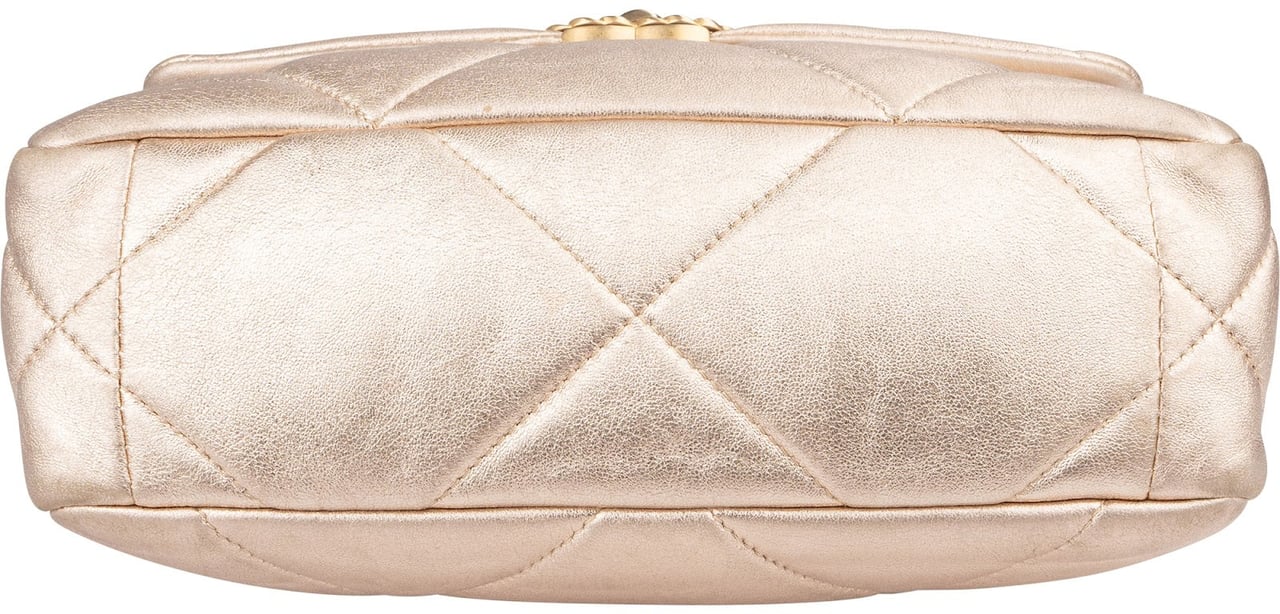 Chanel 19 Quilted Metallic Lambskin Chanel Single Flap Crossbody Bag Divers