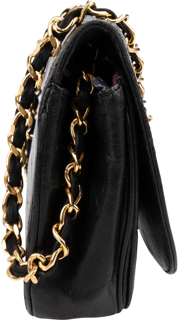 Chanel Quilted Lambskin Half Moon 24K Gold Single Flap Shoulder Bag Zwart