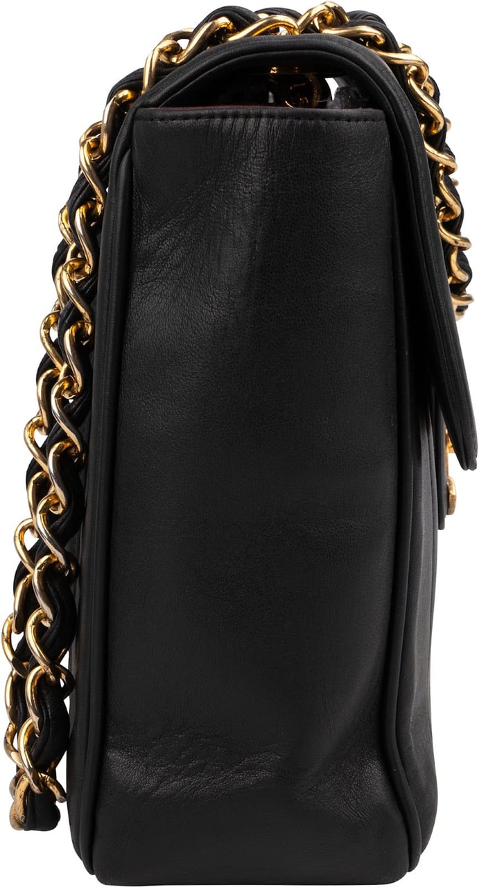 Chanel Vertical Quilted Lambskin 24K Gold Jumbo Single Flap Crossbody Bag Zwart