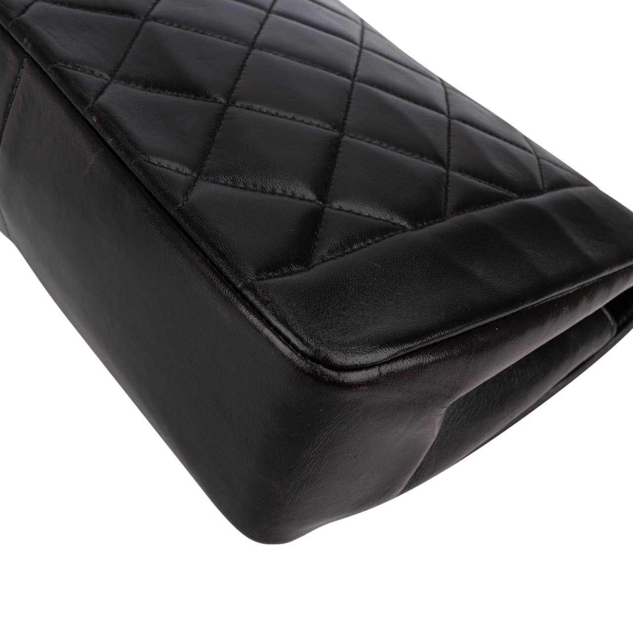 Chanel Quilted Lambskin 24K Gold Medium Diana Single Flap Crossbody Bag Zwart