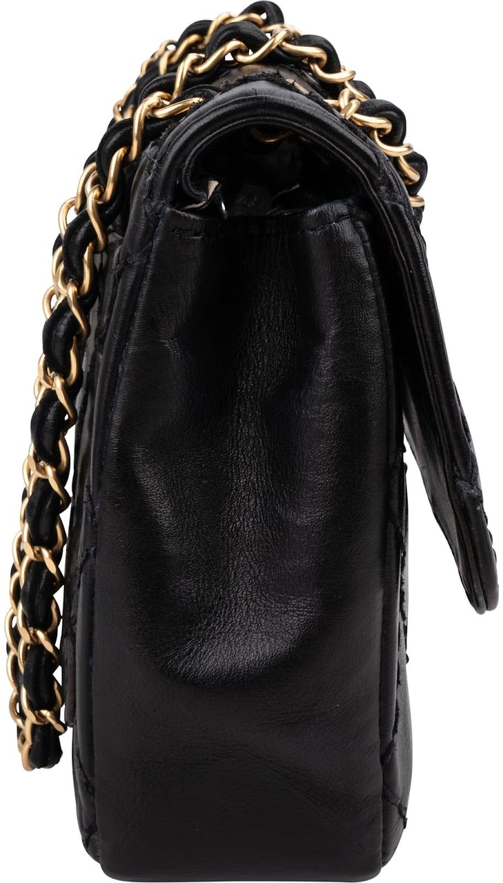 Chanel Quilted Stitched Lambskin Single Flap Shoulder Bag Zwart