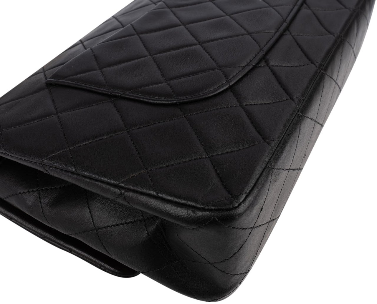 Chanel Quilted Lambskin 24K Gold Medium Double Flap Shoulder Bag Zwart