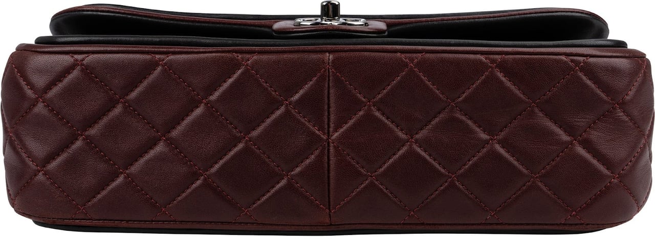 Chanel Quilted Lambskin Bicolor Jumbo Single Flap Shoulder Bag Zwart