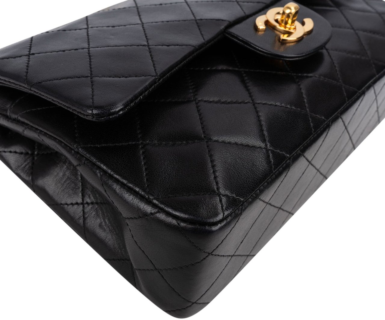 Chanel Quilted Lambskin 24K Gold Small Double Flap Shoulder Bag Zwart