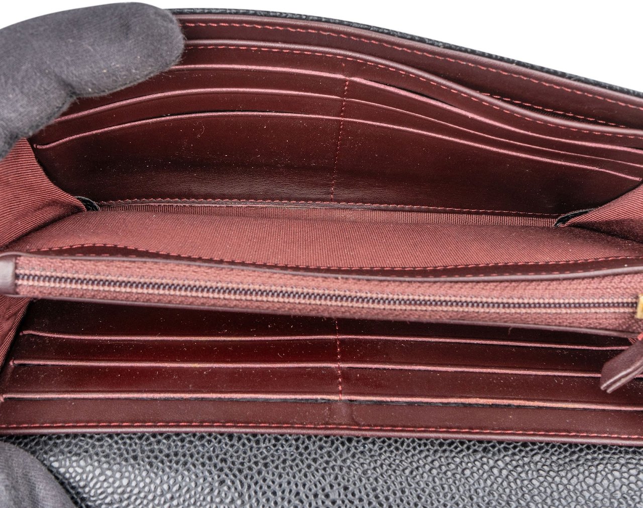 Chanel Quilted Caviar Leather CC Classic Long Flap Wallet Zwart