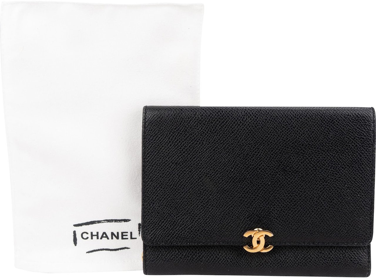 Chanel Caviar Leather CC Flap Wallet Zwart